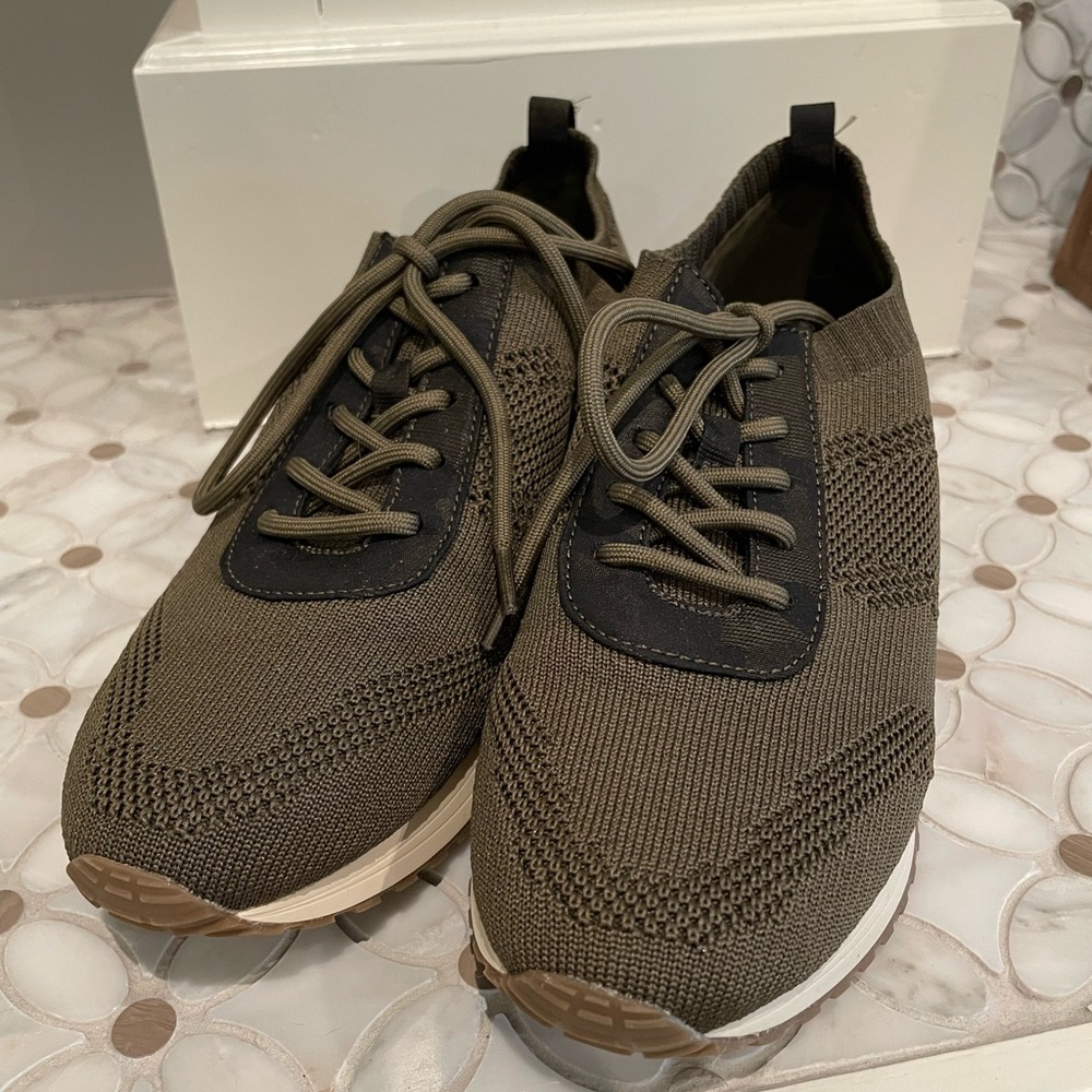 Baretraps Palta Lace Up Sneakers